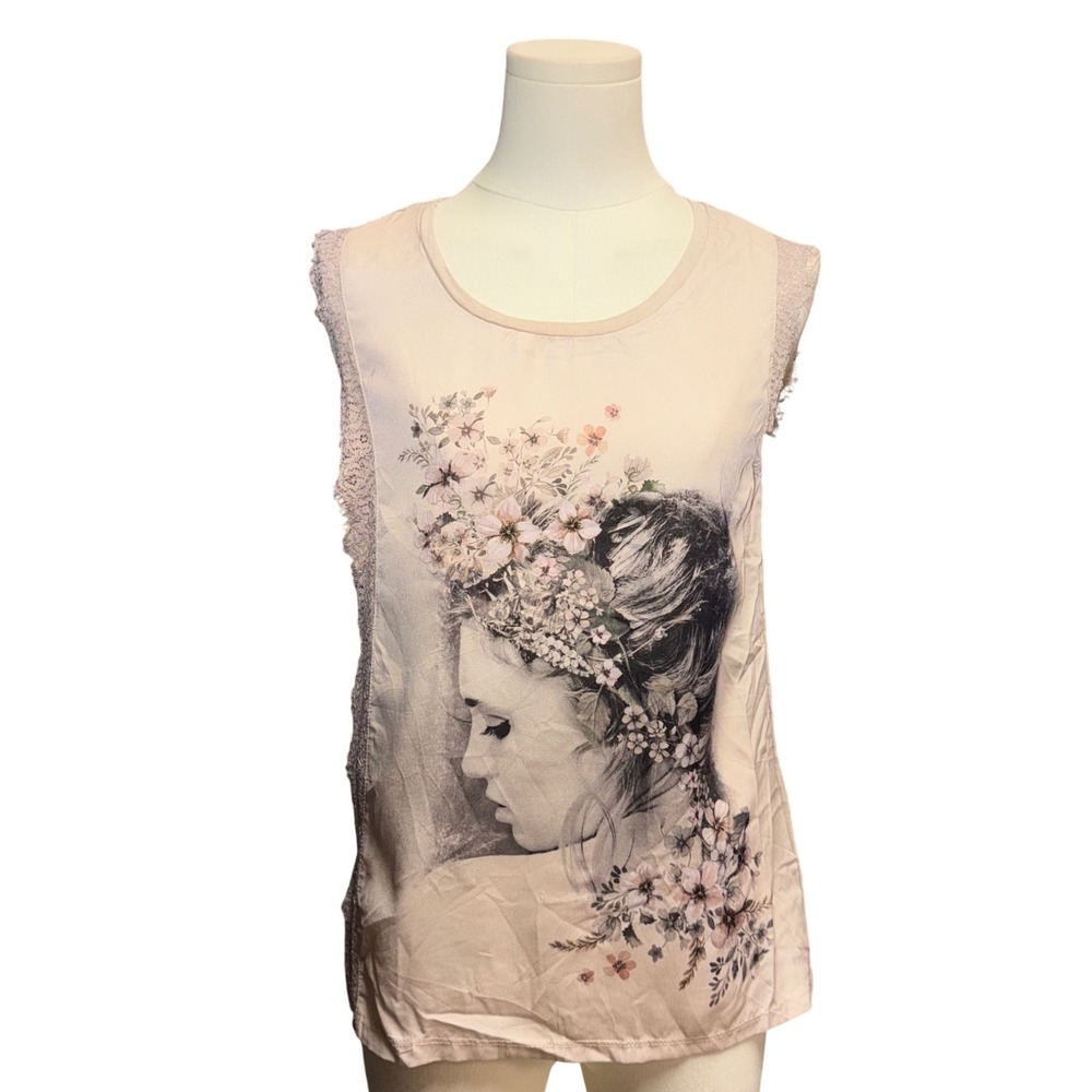 Morgan de toi Tank Top XS Beige Floral Woman Graphic Face Lace Trim Y2K Fairy